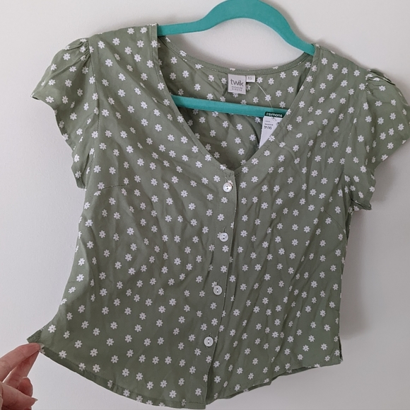 *NWT* Simons TWIK - Floral Cropped Button-Up Blouse - Picture 14 of 14